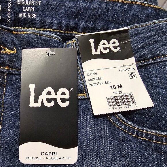 Lee Capri Jeans Mid Rise Regular Fit Womens Sz 22M Blue Denim Dark Wash Stretch - Picture 4 of 9